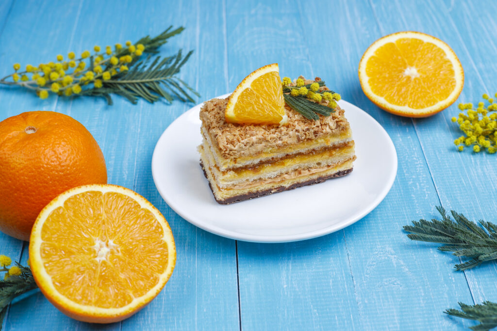 "Mandarin Orange Cake Recipe: Easy & Refreshing